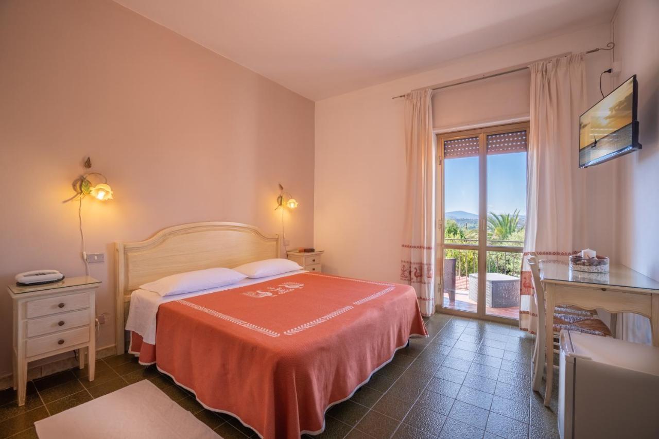 ארזח'ינה Hotel Casa Mia מראה חיצוני תמונה