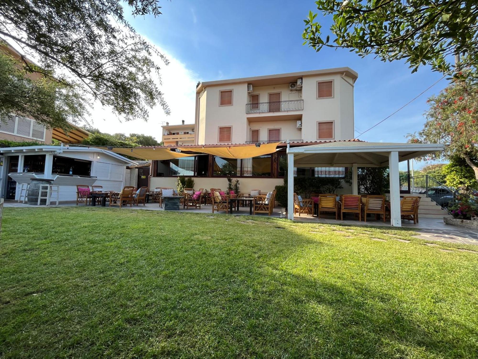 ארזח'ינה Hotel Casa Mia מראה חיצוני תמונה